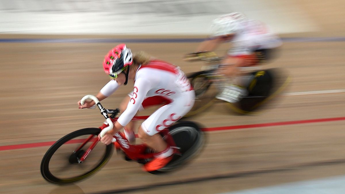 PAP / Radek Pietruszka / Na zdjęciu: Justyna Kaczkowska (z lewej)