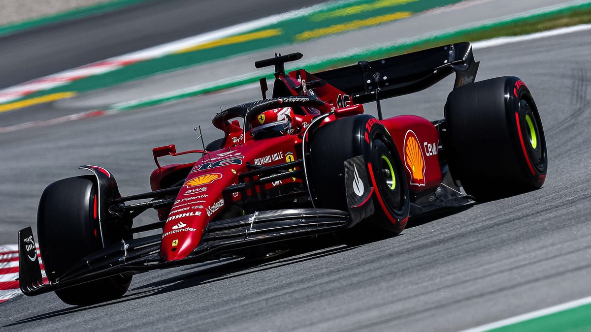 Zdjęcie okładkowe artykułu: Materiały prasowe / Ferrari / Na zdjęciu: Charles Leclerc