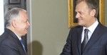 Premier do prezydenta: Potrzebna rozmowa i serdeczna perswazja