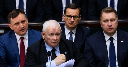 Kto najbardziej szkodzi PiS? Polacy ocenili