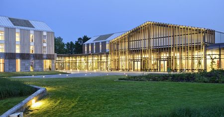 Pałac i Folwark Łochów – miejsce, w którym historia spotyka się z komfortem
