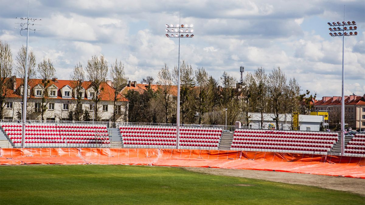 stadion w Ostrowie