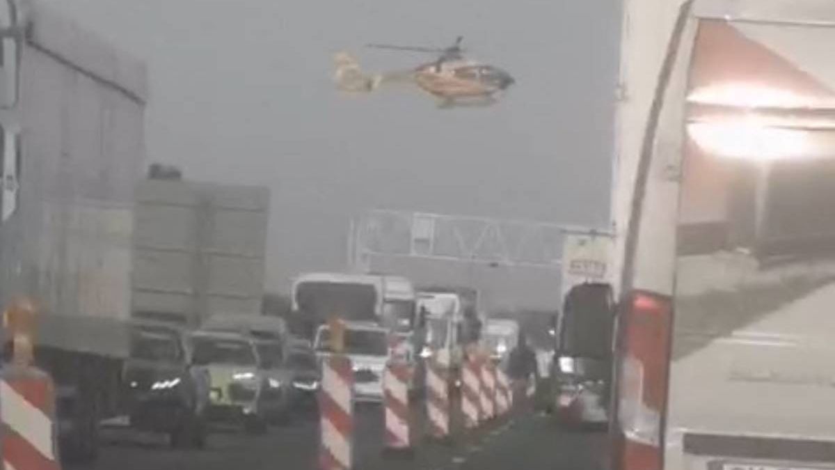 Lądowanie śmigłowca LPR na S12