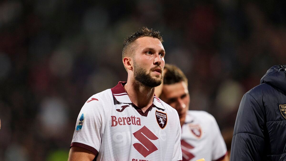 Twitter / Torino FC / Sebastian Walukiewicz w barwach Torino FC