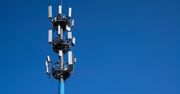 UKE wyjaśnia: sieć 5G jest bezpieczna dla ludzi i nie ma związku z koronawirusem
