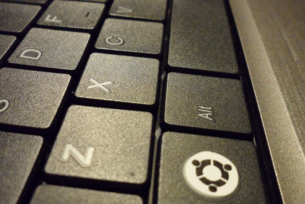 Canonical szuka sposobów na pożegnanie się z Flashem i 32-bitową wersją Ubuntu