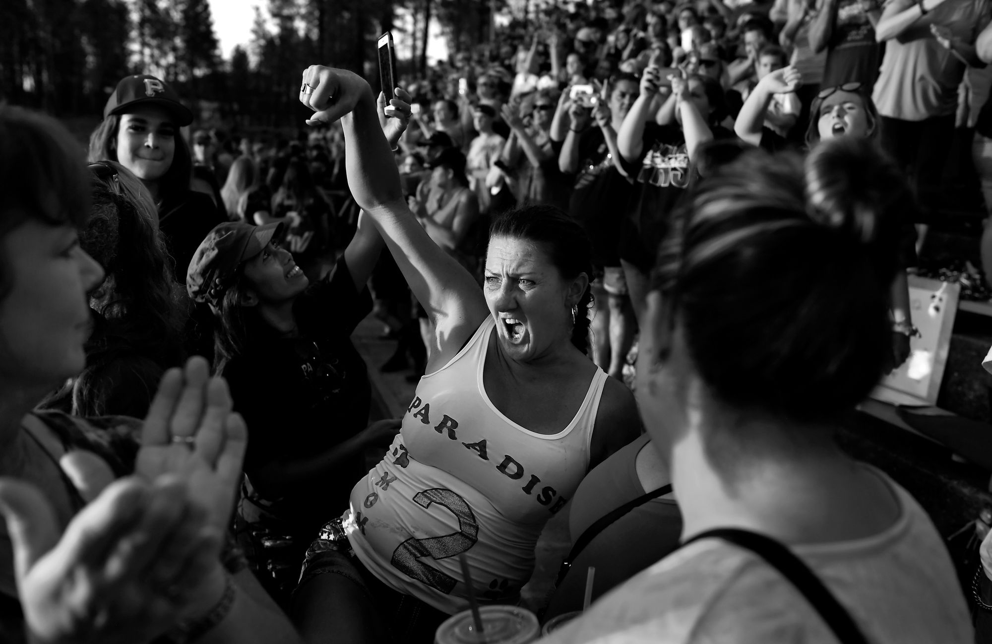 Znamy nazwiska nominowanych do World Press Photo 2020. Jest wśród nich Tomek Kaczor 136