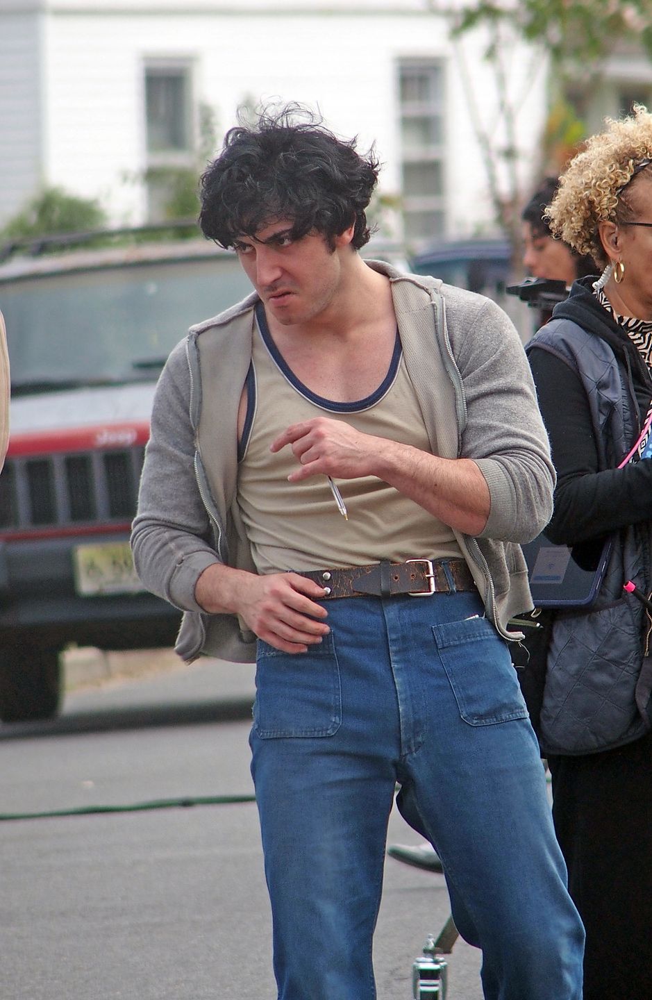 Anthony Ippolito jako Sylvester Stallone na planie"I Play Rocky"