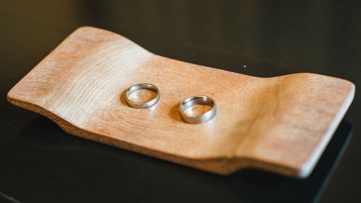 reporter_baza_2020-10
10.10.2020 - Jastrzebia Gora, Urzad Stanu Cywilnego, UCS, Obraczki Slub Cywilny    n/z   |  Fot. Karol Makurat/REPORTER
Karol Makurat/REPORTER