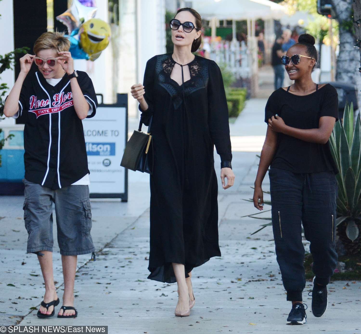 Angelina Jolie z córkami Shiloh i Zaharą