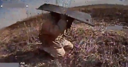 Rosjanin ukrył się przed dronem. Nie do wiary, co wymyślił