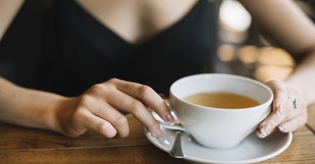 Polacy chętnie piją ten rodzaj herbaty. W innych krajach jest zakazana