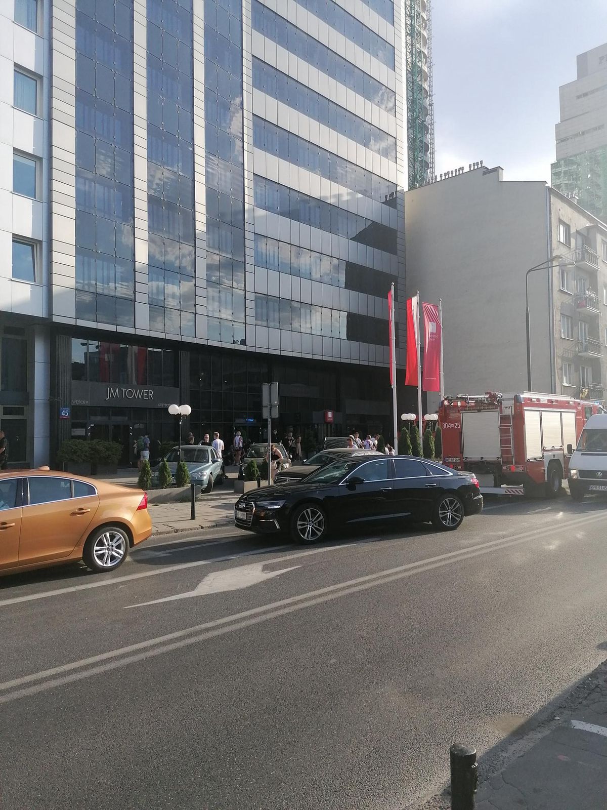 Warszawa. Pożar w hotelu Leonardo. Brawa dla ochrony