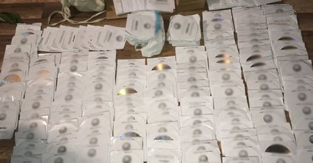 Historia jak sprzed 20 lat. Sprzedawał płyty DVD z nielegalnym oprogramowaniem