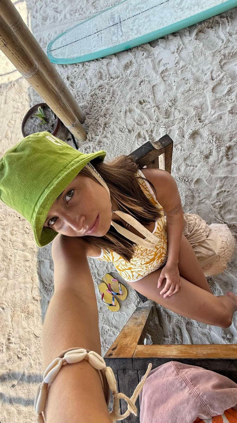 Julia Wieniawa na wakacjach bez makijażu