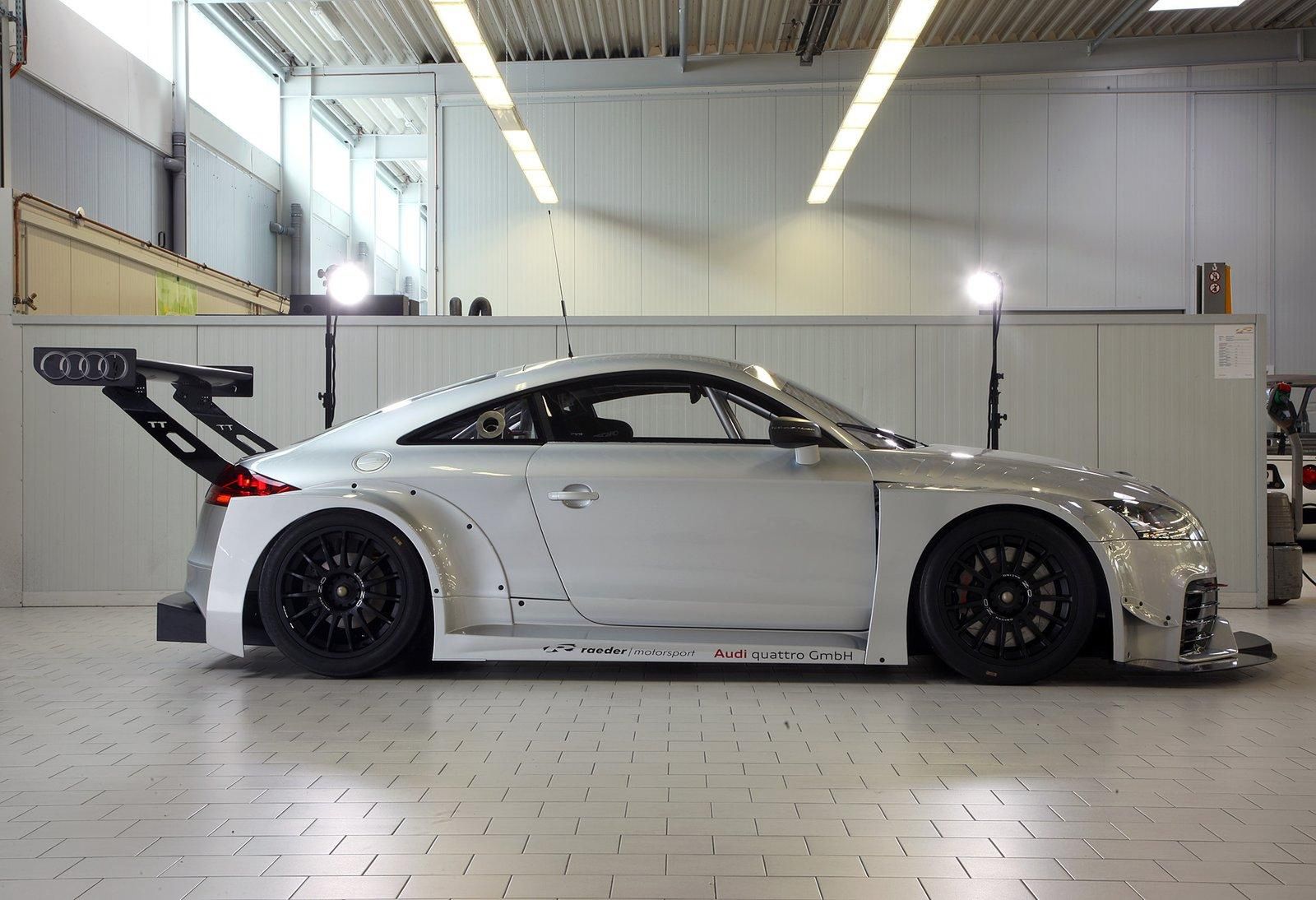 Audi TT-RS DTM