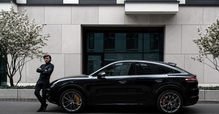 Test: Porsche Cayenne Turbo S E-Hybrid Coupé - lot w kosmos
