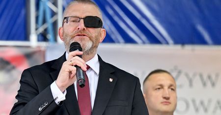 Braun znów bez immunitetu. PE zdecydował
