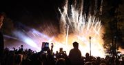 Szczecinek: Tłumy na Festiwalu Światła. Niesamowite nocne show nad jeziorem