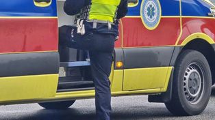 Bodaczów: Wypadek na DK74 w Bodaczowie. Zderzyły się osobówka i karetka, pięć osób rannych