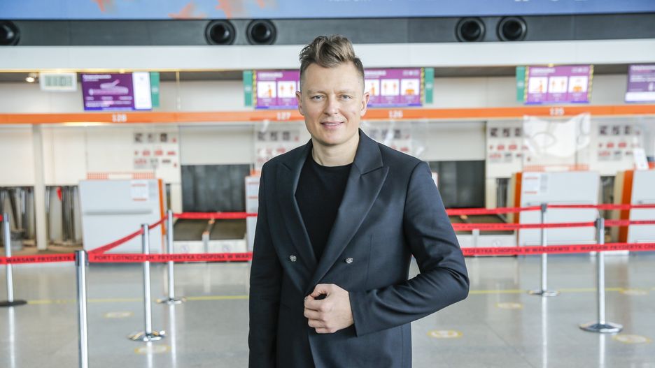 Rafał Brzozowski w drodze na Eurowizję, fot. Piotr Podlewski/AKPA