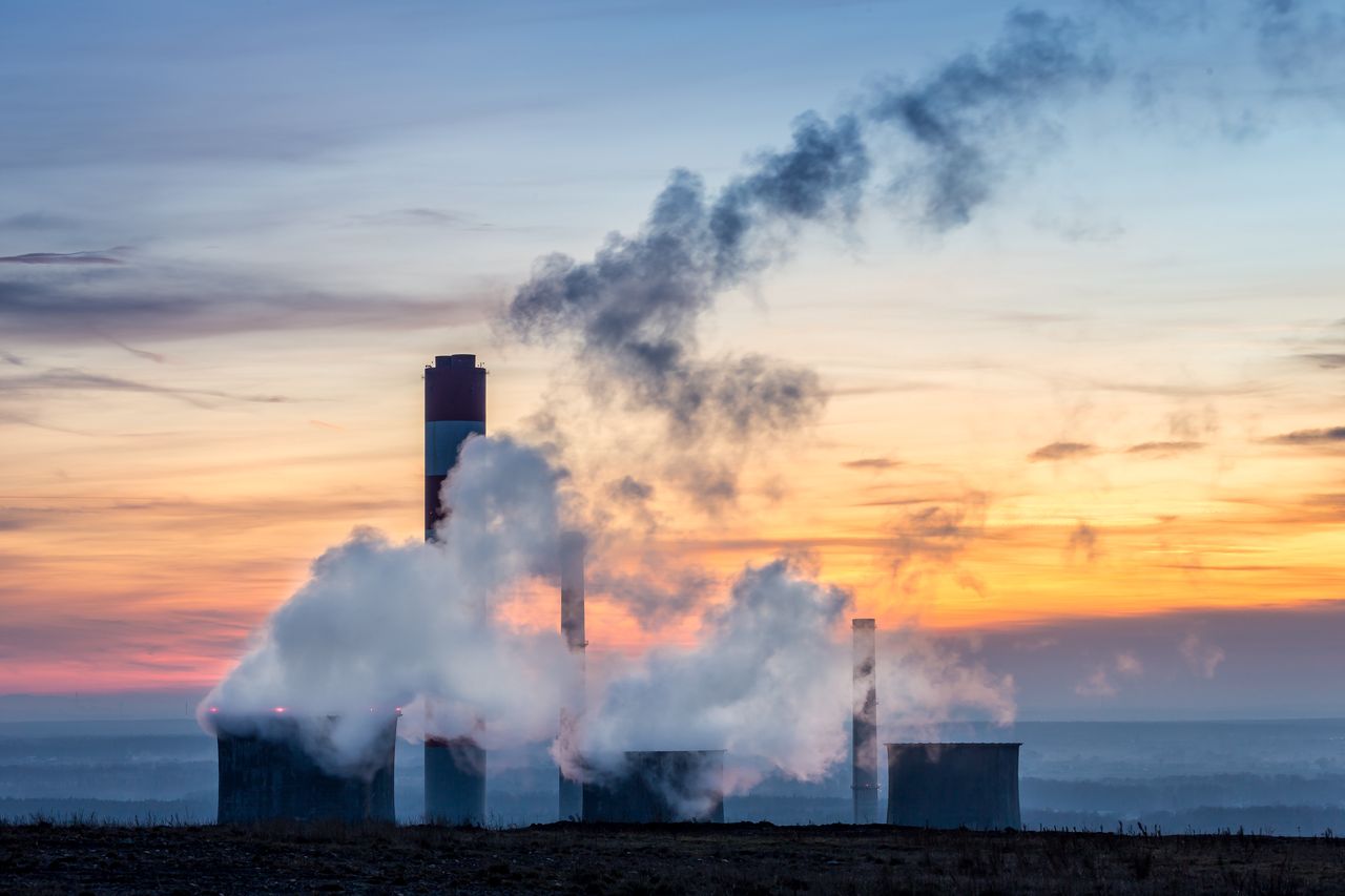 Polacy pozywają państwo za smog. Domagają się wysokich odszkodowań