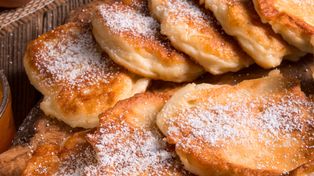 Wlewam 1 łyżkę do ciasta na racuchy. Rosną jak szalone i nie piją tłuszczu