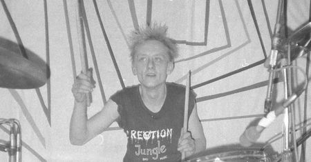 Nie żyje Mariusz Janiak. Był ikoną sceny punkowej