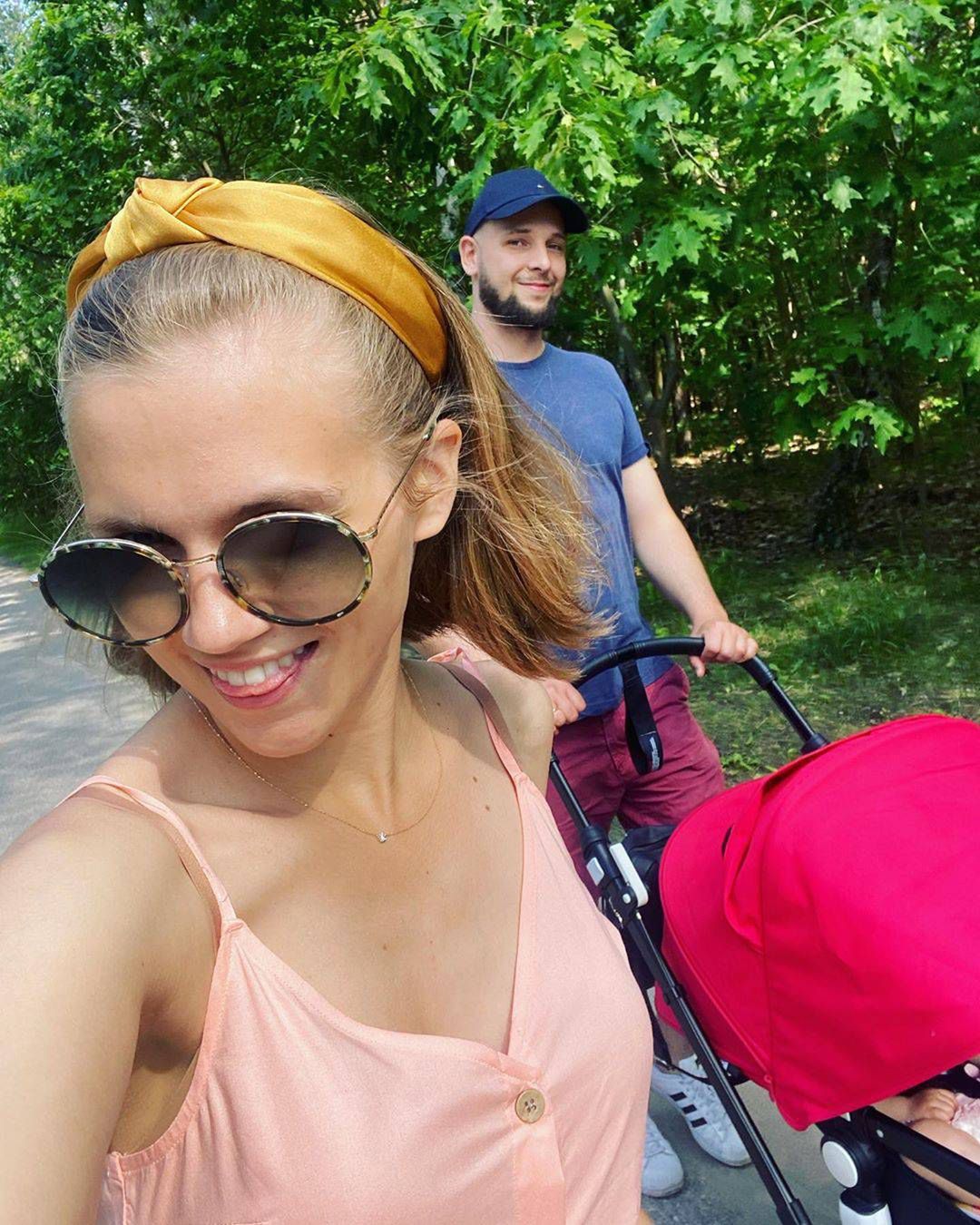 Agnieszka Kaczorowska z rodziną - długi weekend czerwcowy