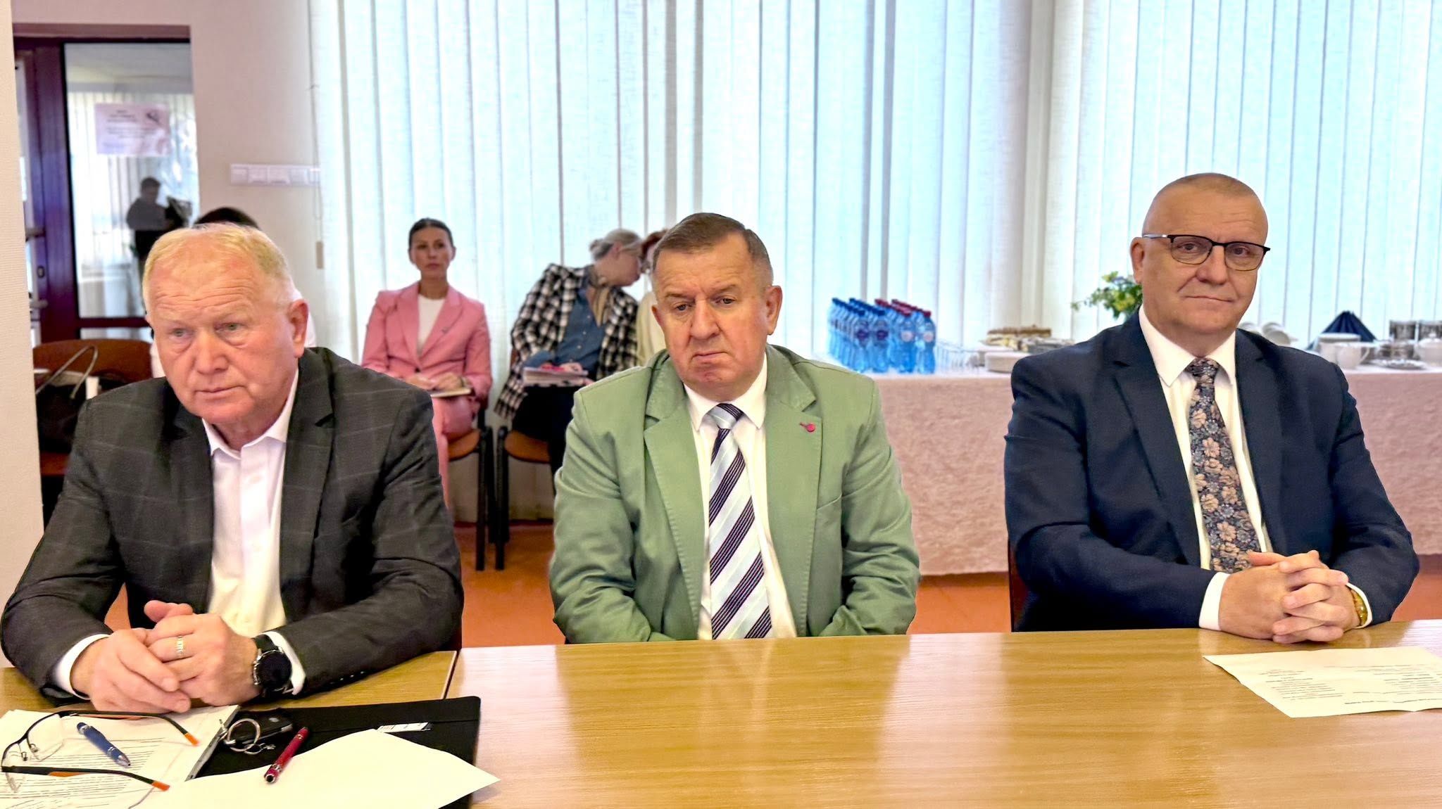 Konwent Gmin Powiatu Ostrowieckiego