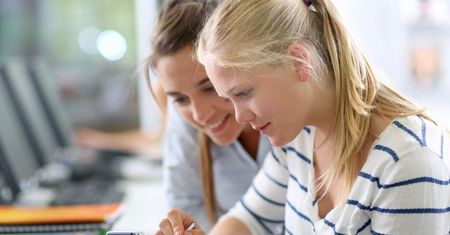 Jakie skutki dla zdrowia może mieć częste korzystanie ze smartfona?
