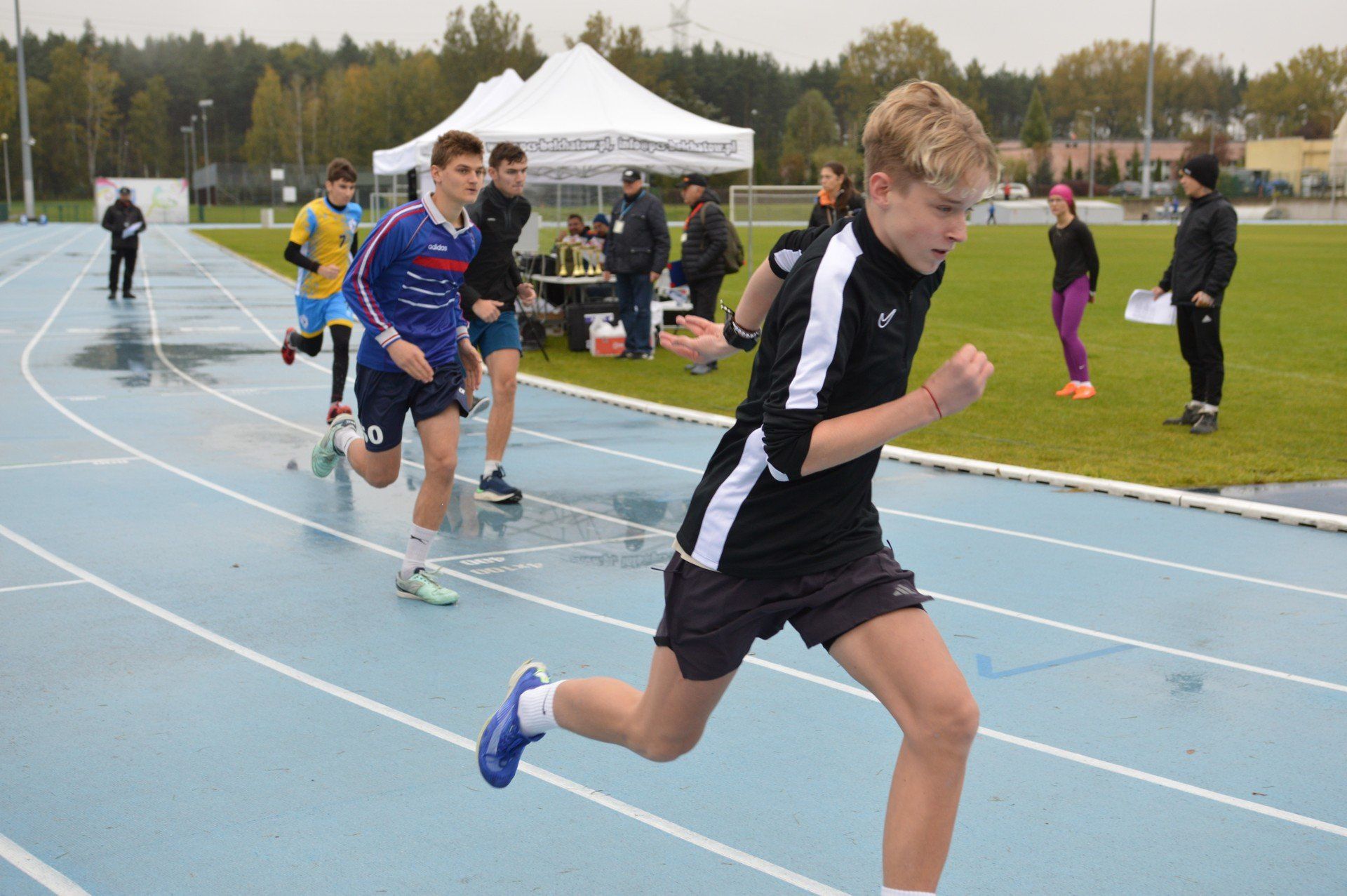 Na stadionie lekkoatletycznym PCS odbył się finał wojewódzki Szkolnej Ligi Lekkoatletycznej szkół ponadpodstawowych