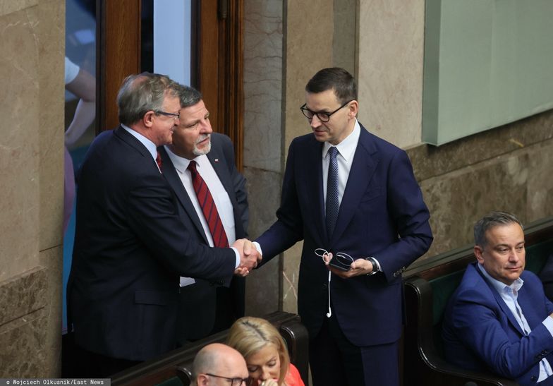 Podwyżki dla posłów. Parlamentarzyści komentują