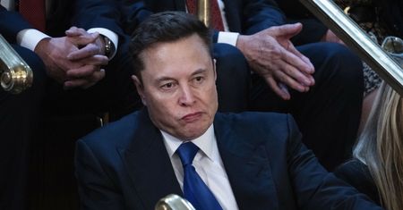 Działo się w nocy. Chińczycy rzucili Muskowi rękawicę