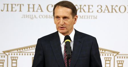 Rosyjski wywiad szerzy kłamstwa o Polsce. "Zrzeka się suwerenności"