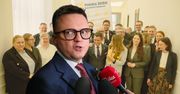 Koniec politycznej drogi Hołowni? Fatalne prognozy po rozłamie