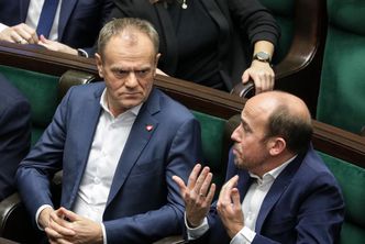 Tusk studzi nastroje wokół wiatraków. "Trzeba być precyzyjnym"