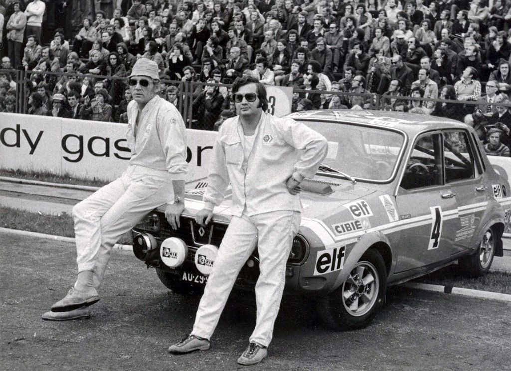 Źródło: http://renaultgordini.hu