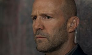 Jason Statham na wojennej ścieżce. Zobacz zwiastun "Buntownika"