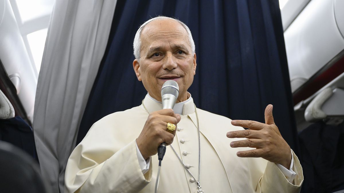 METZ, FRANCE - SEPTEMBER 28: (EDITOR NOTE: STRICTLY EDITORIAL USE ONLY - NO MERCHANDISING). Pope Leo XIV  speaks to journalists on the flight from Metz to Rome at the end of his Apostolic Journey to France on September 28, 2026 in Metz, France. Pope Leo XIV has left France aboard an Air France flight, returning to Rome after his fifth international apostolic journey, which took him to Paris, Lourdes and Metz from 25 to 28 September 2026. (Photo by Matteo Pernaselci - Vatican Media via Vatican Pool/Getty Images)
