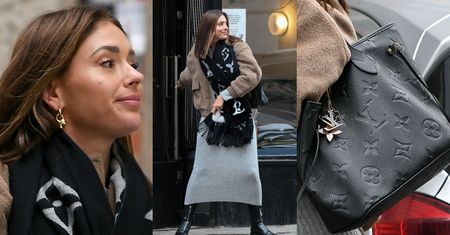 Odpicowana Klaudia Halejcio odhacza stołeczne knajpki w szaliku za 10 TYSIĘCY ZŁOTYCH... (ZDJĘCIA)