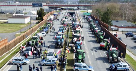 Wściekli rolnicy i aktywiści klimatyczni mają wspólnego wroga: wielki przemysł i populistów