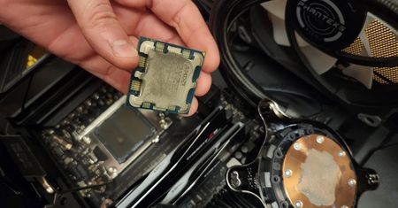 Procesory Ryzen 7000X3D mogą się spalić. Przypadki łączy jeden szczegół
