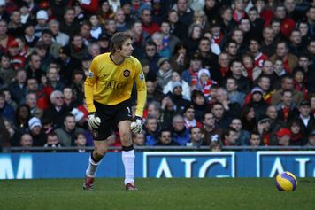 29 października w historii sportu. Debiut LeBrona Jamesa i gol Deyny