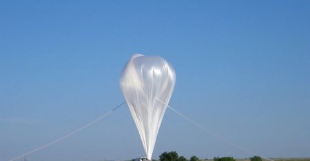 Balony nad Polską. W Ukrainie Rosjanie nękają nimi obronę przeciwlotniczą