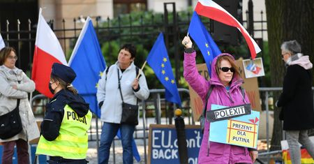 Światowe media komentują wyrok TK: "Duży krok w kierunku prawnego polexitu"