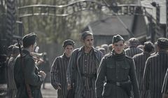SkyShowtime zapowiada serial „Tatuażysta z Auschwitz”. Znamy datę premiery