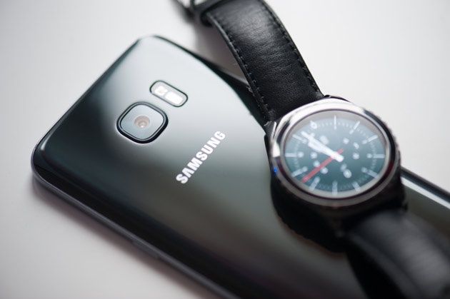 Samsung Galaxy S7 - z zegarkiem
