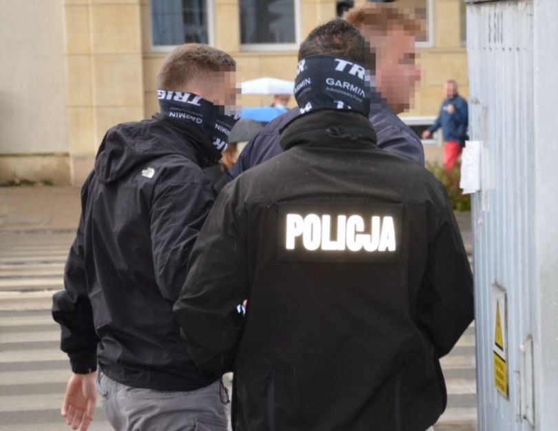 27-latek zatrzymany za składanie propozycji seksualnych 14-latce