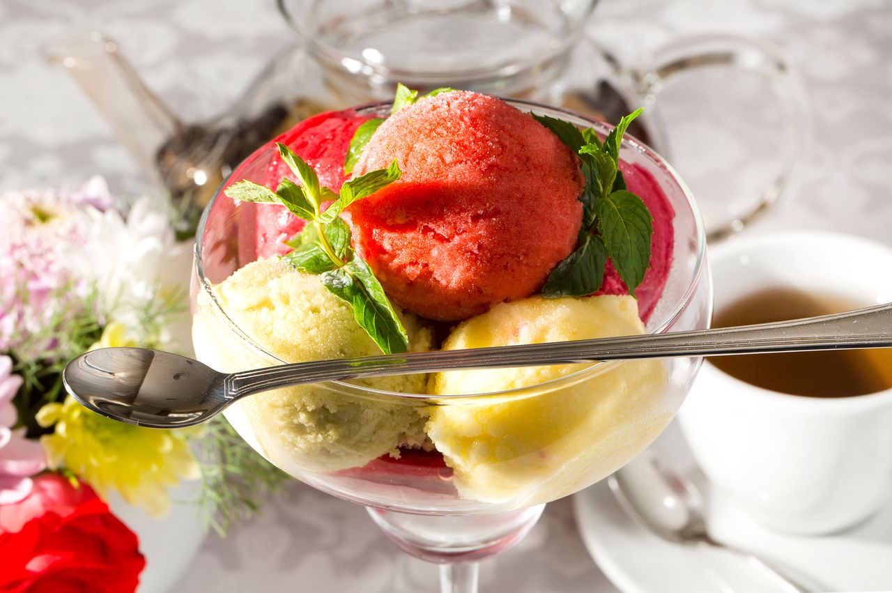 Czas na letnie orzeźwienie. 7 pomysłów na sorbet